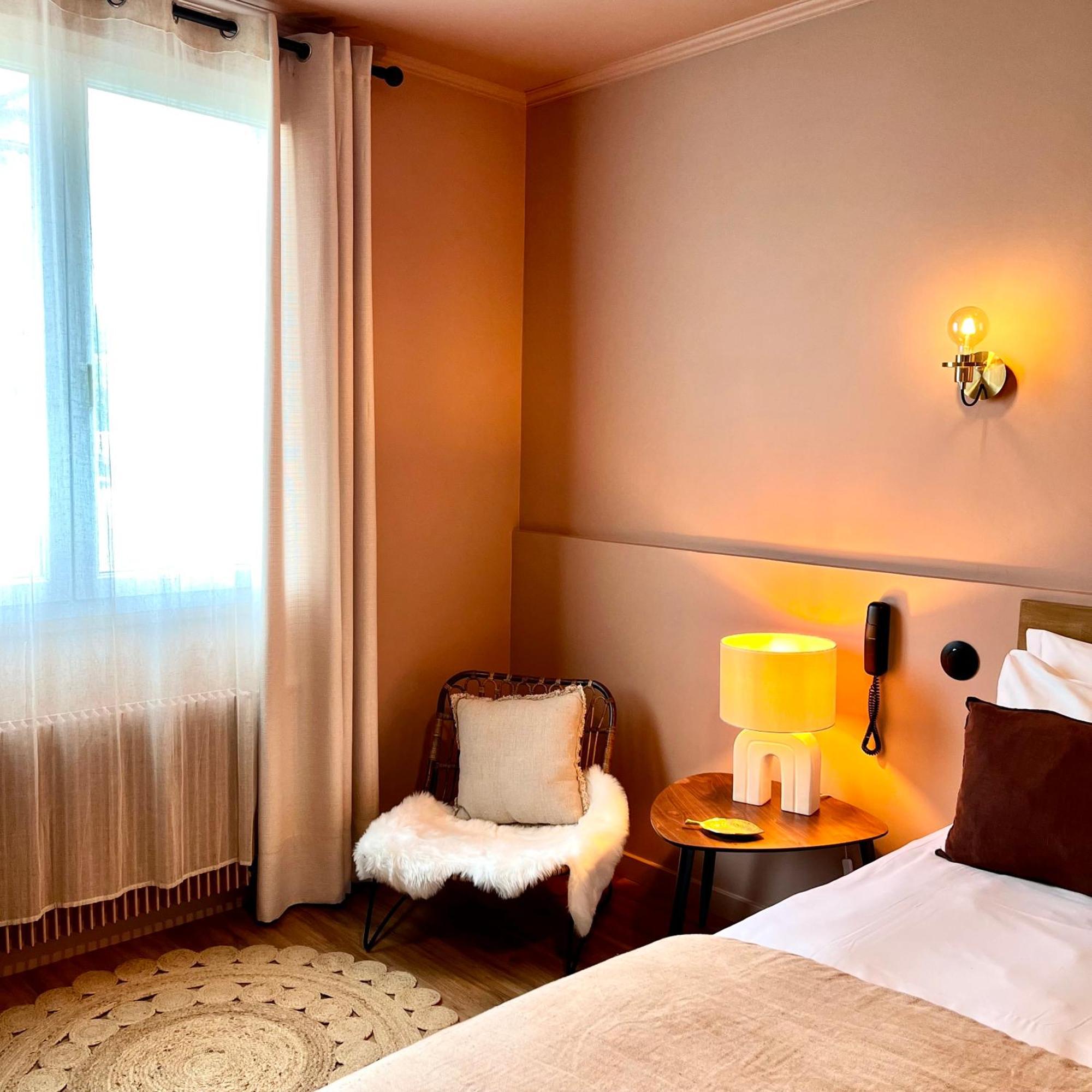 Hotel Rive Sud ชีนง ภายนอก รูปภาพ